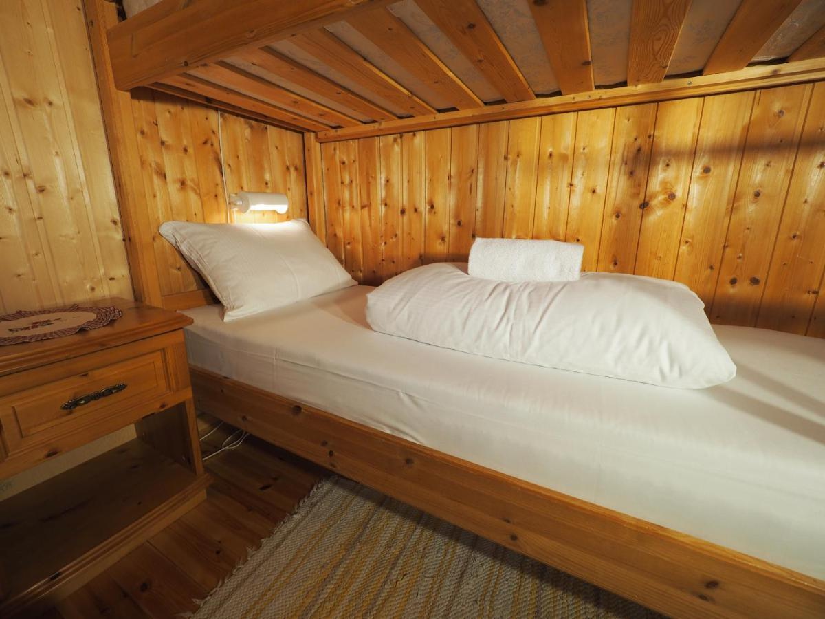 Eggum Fishermans Cabin Bostad Luaran gambar